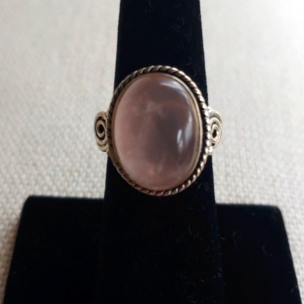 6-Rose quartz ring